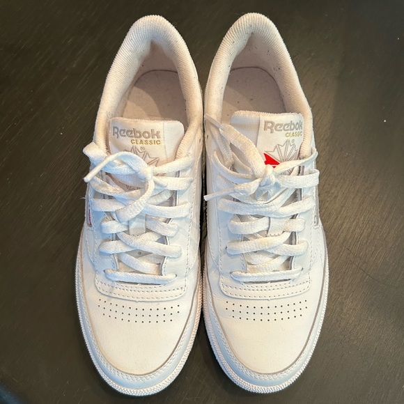 Rebok Classic White Shoes - Picture 2 of 2